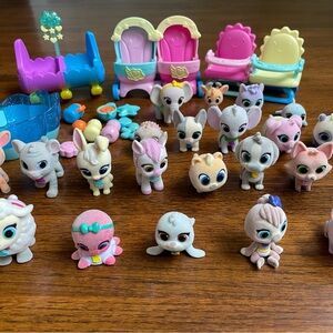 Disney Junior T.O.T.S. Nursery Bundle